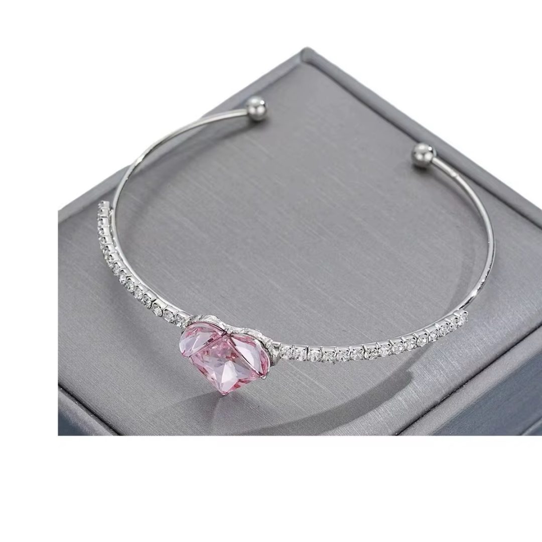 Pandora style pink stoned bracelet - Image 5