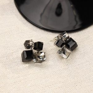 Korean statement earring 031