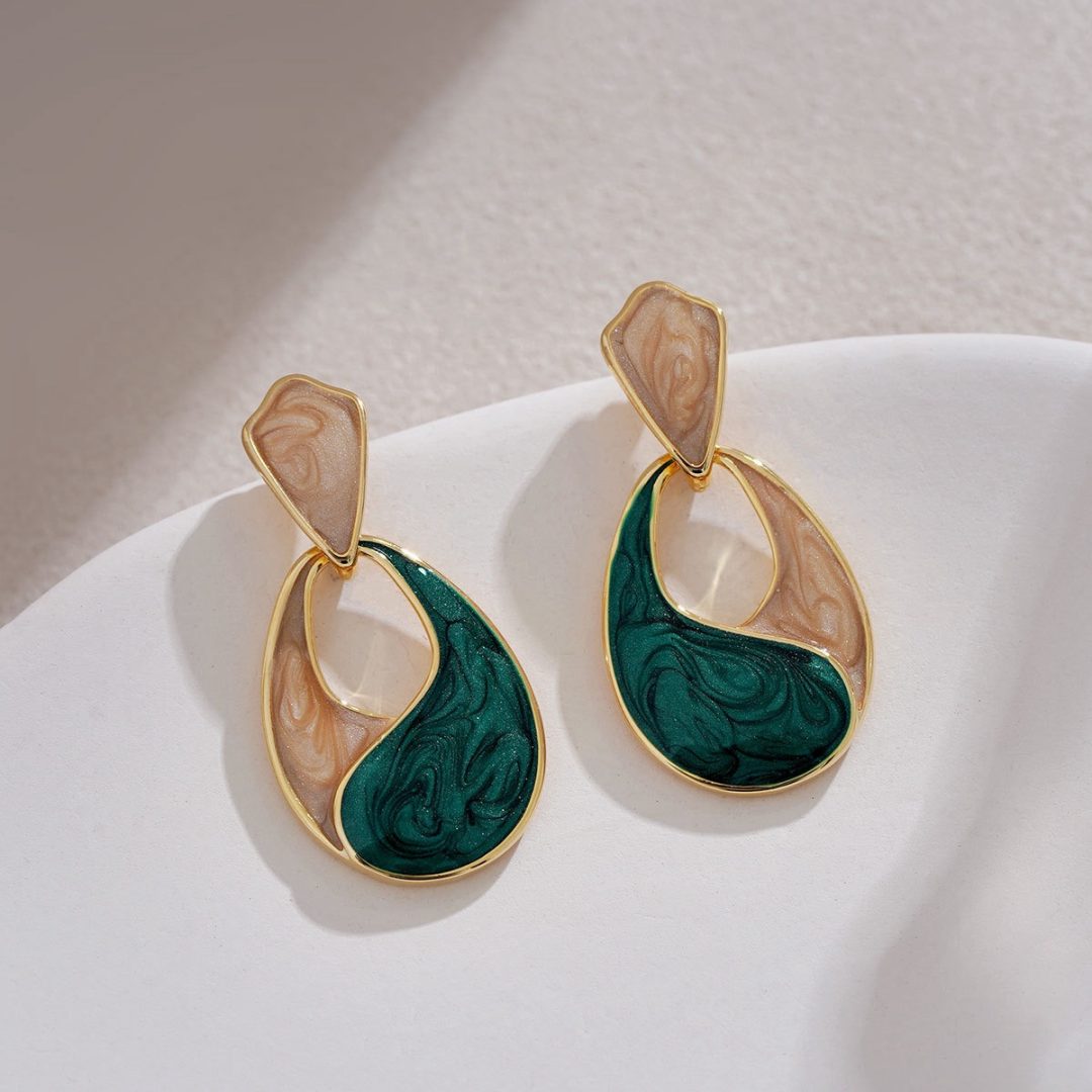 Korean statement earring 028