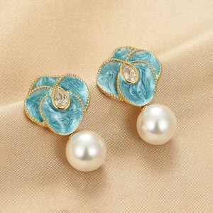 Korean statement earring 024