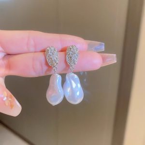 Korean statement earring 070