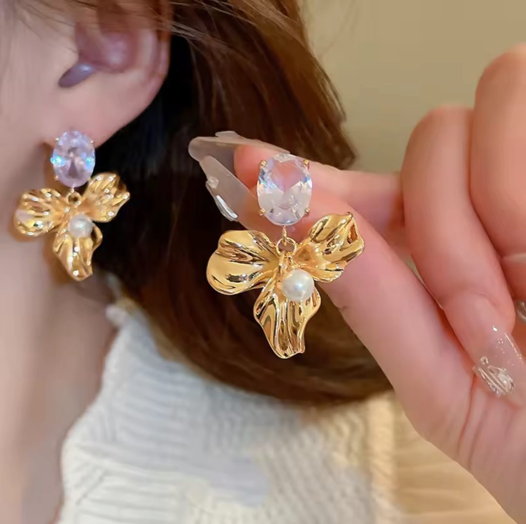 Korean statement earring 072