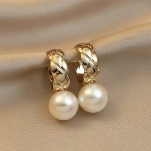 Korean statement earring 057