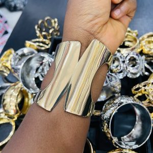 Chunky bracelet 018
