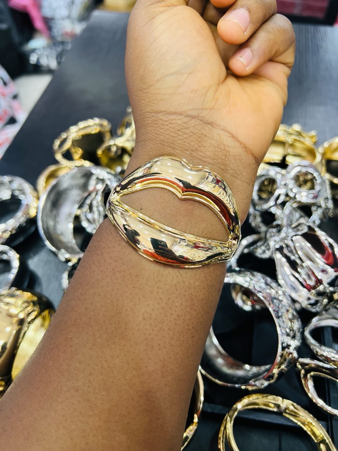 Chunky bracelet 010