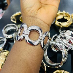 Chunky bracelet 008