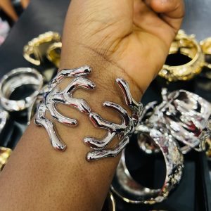 Chunky bracelet 007