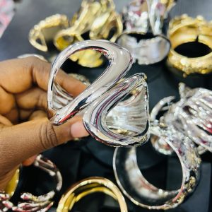 Chunky bracelet 006