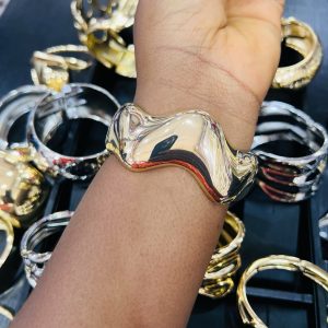 Chunky bracelet 001