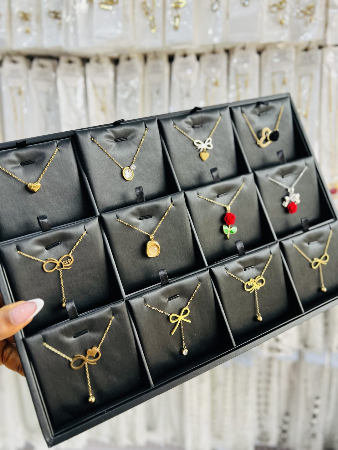 A dozen of stainless steel necklaces (12pcs) - Image 4