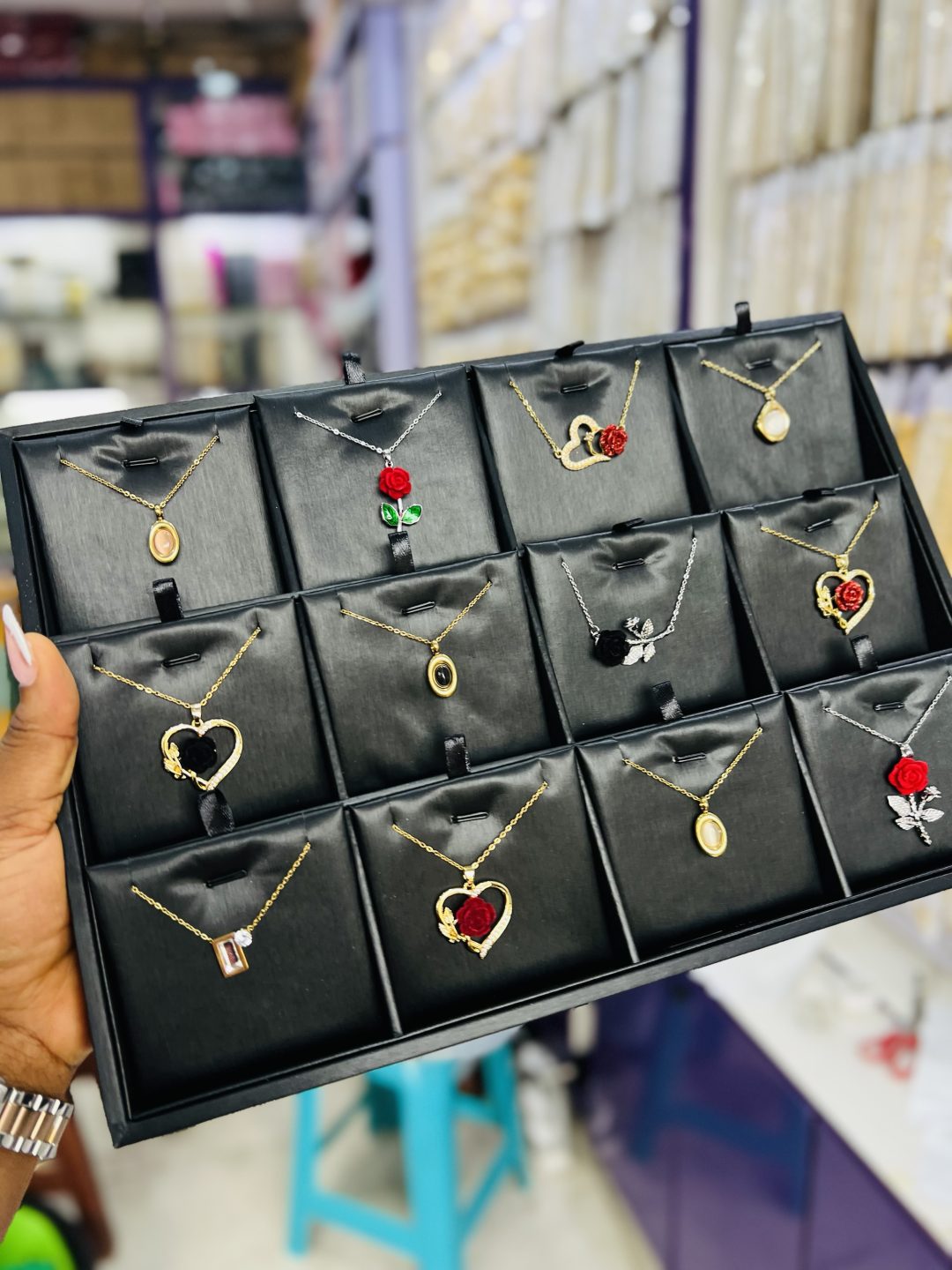 A dozen of stainless steel necklaces (12pcs)