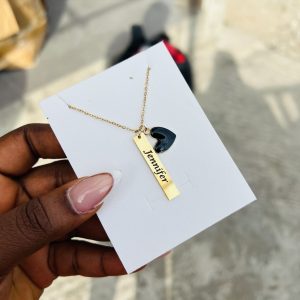 Engraved female necklace with black heart