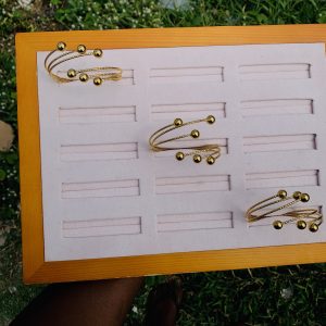 Amiga gold bracelet 006