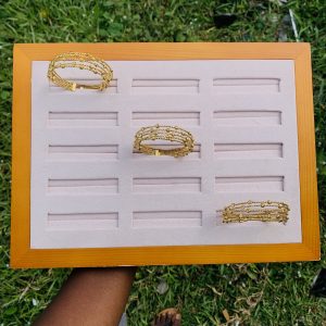 Amiga gold bracelet 007