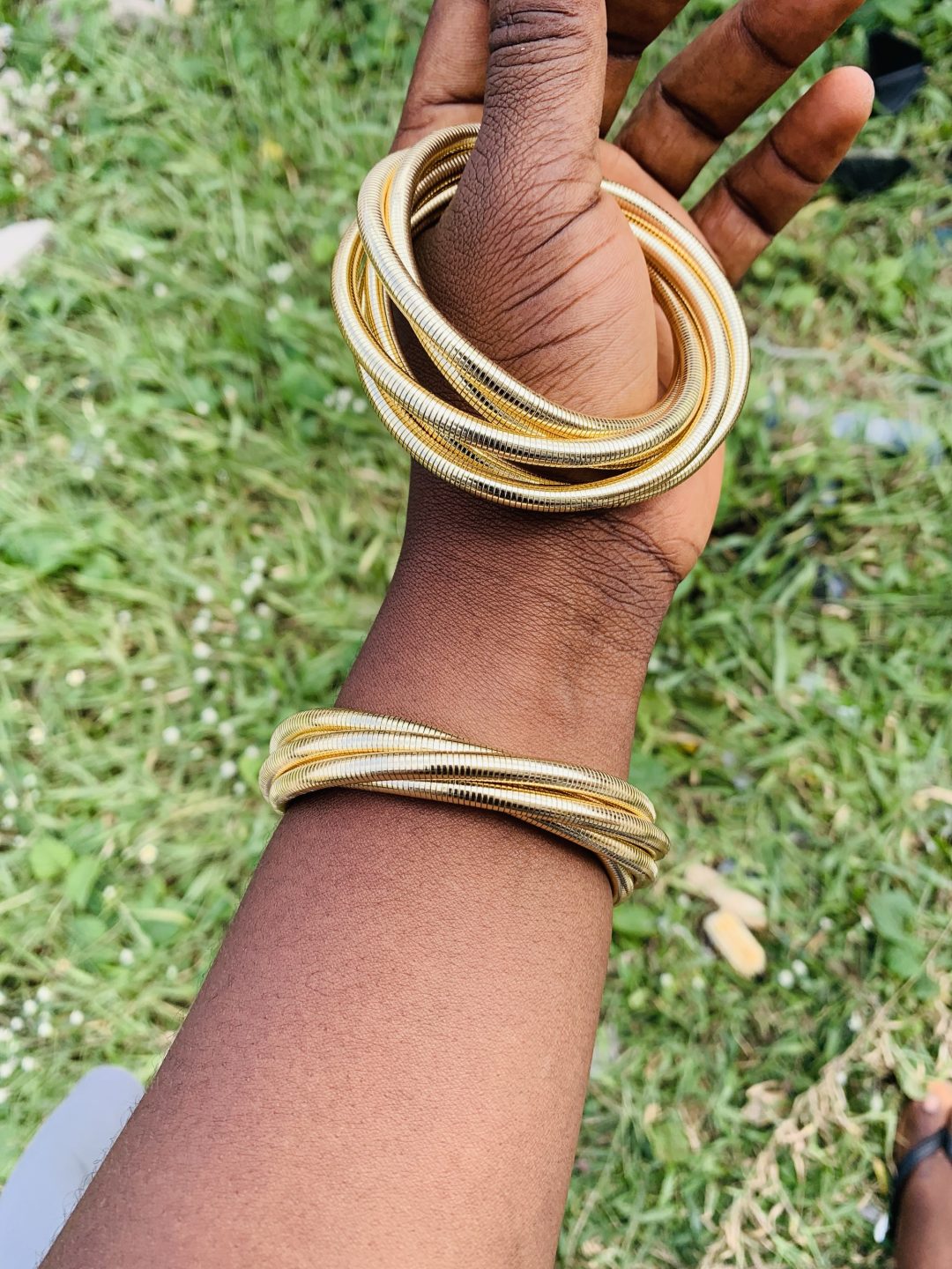 Amiga twisted gold bangle 014 - Image 4