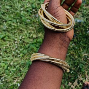 Amiga twisted gold bangle 014