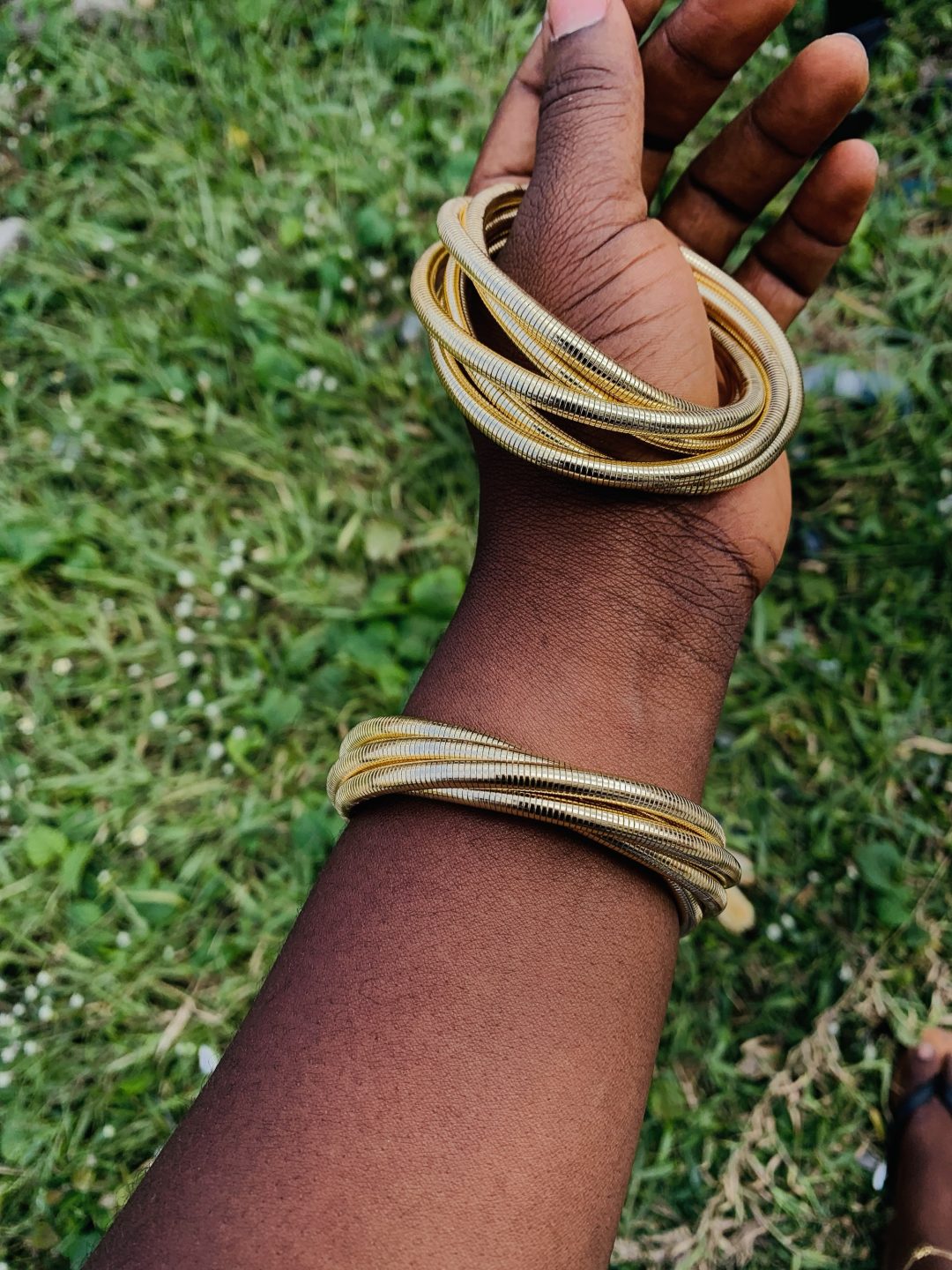 Amiga twisted gold bangle 014 - Image 2