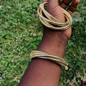 Amiga twisted gold bangle 014