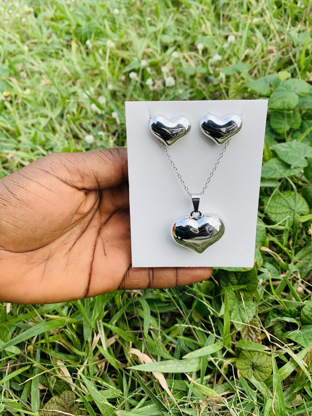 Stainless steel earring and necklace silver set - Image 4