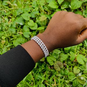 Three roll silver fashion bracelet 003