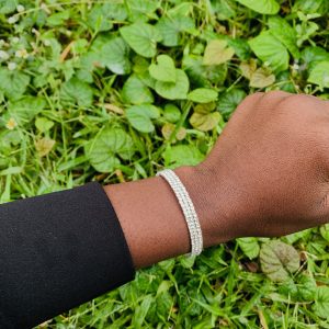 Three roll silver fashion bracelet 005