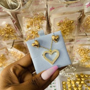 Gold dainty combo with card 007