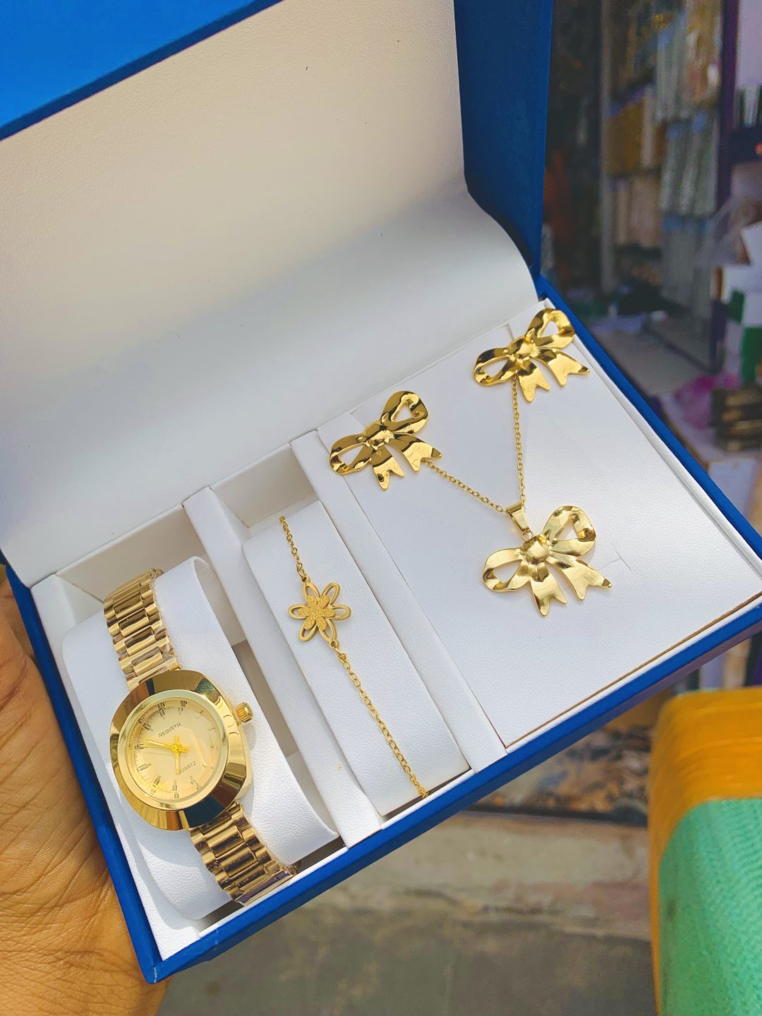 Gold bow tie combo with paper box - Image 2