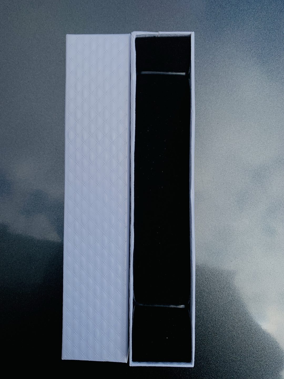 White long bracelet box - Image 3