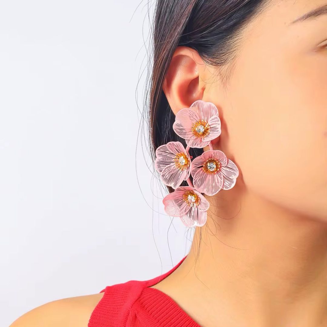 Pink Four cornered flowery earrings