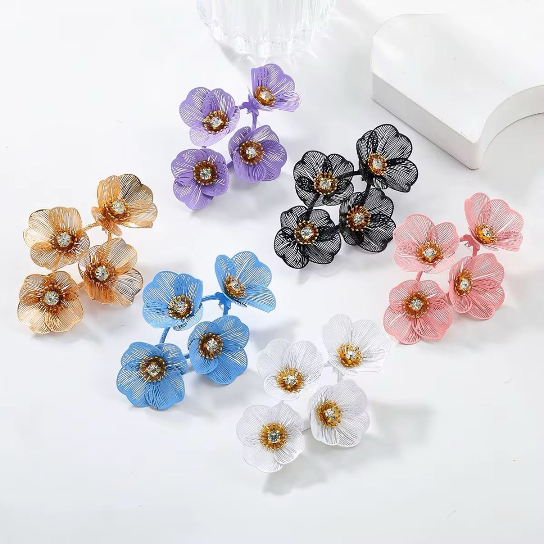 Pink Four cornered flowery earrings - Image 3