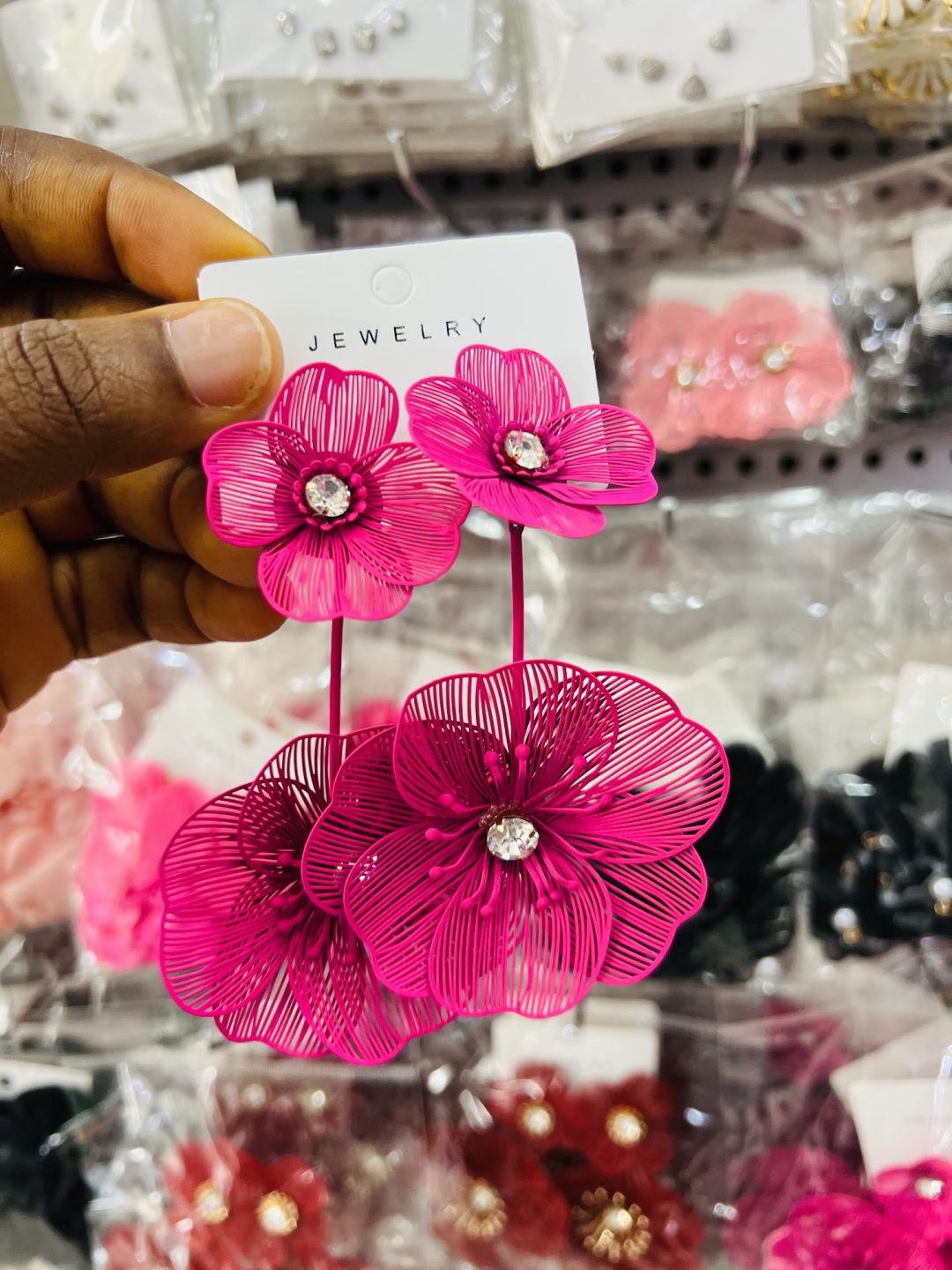 Dark pink flowery earring
