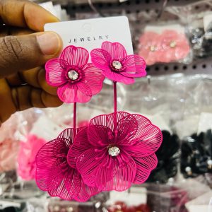 Dark pink flowery earring