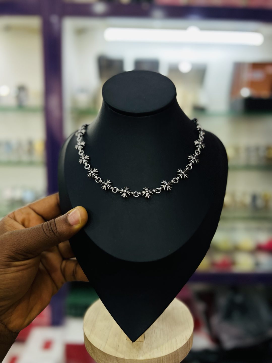 Urban necklace 003 - Image 4