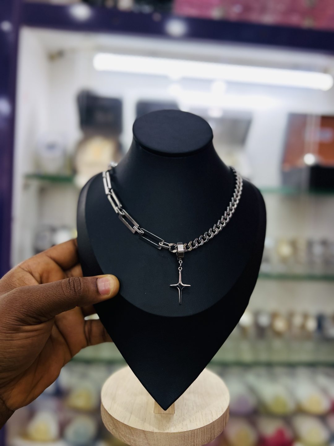 Urban necklace 019 - Image 2