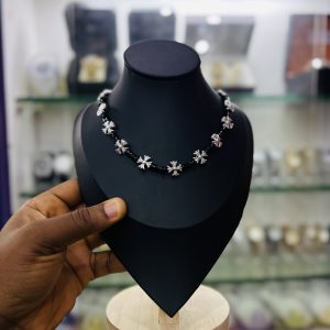 Urban necklace 024