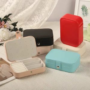 Black flip jewelry organizer