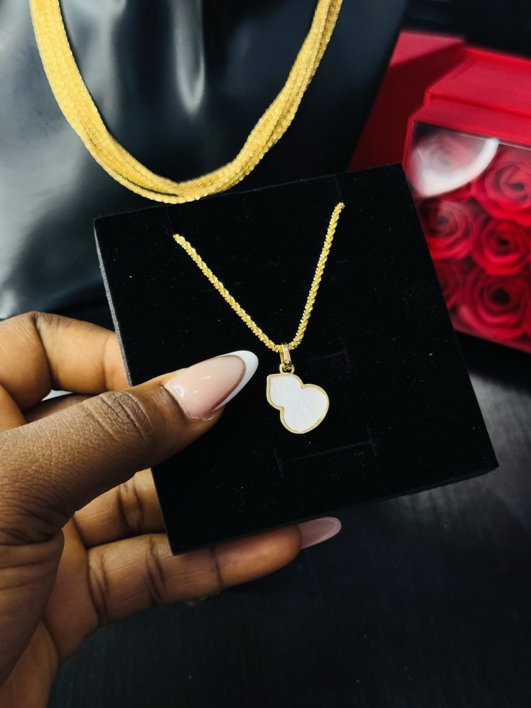 Non tarnish Golden peanut necklace - Image 3