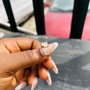 Engagement ring 001  size adjustable
