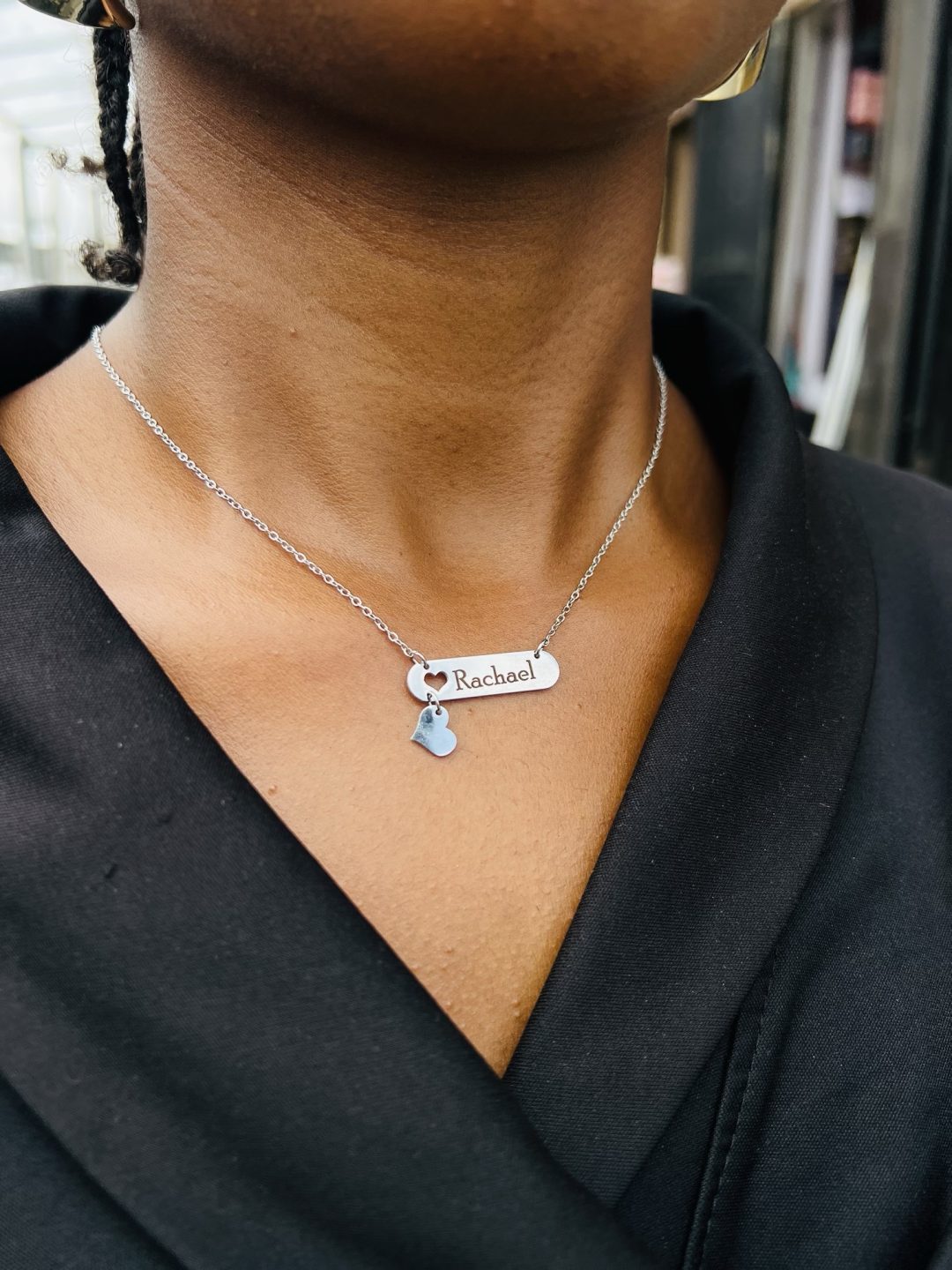 Engraved silver female love dropping necklace - Image 2