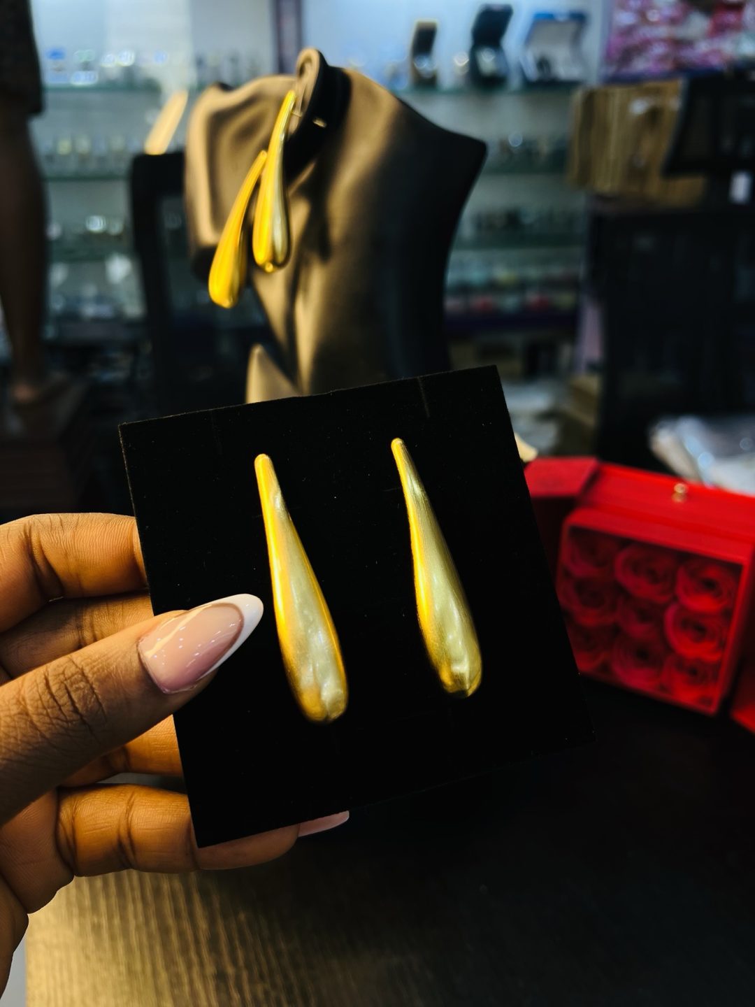 Sunnice gold earrings 001