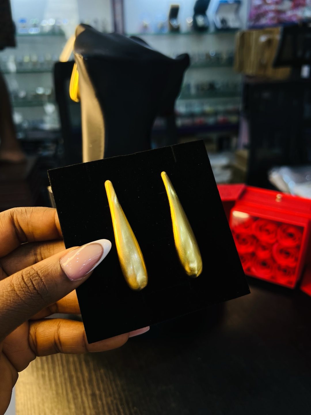 Sunnice gold earrings 001 - Image 5
