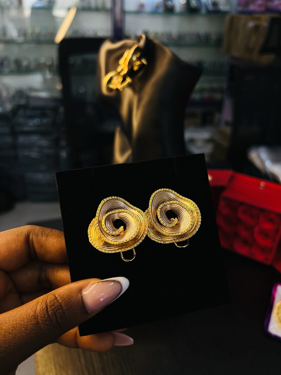 Sunnice gold earrings 006 - Image 2