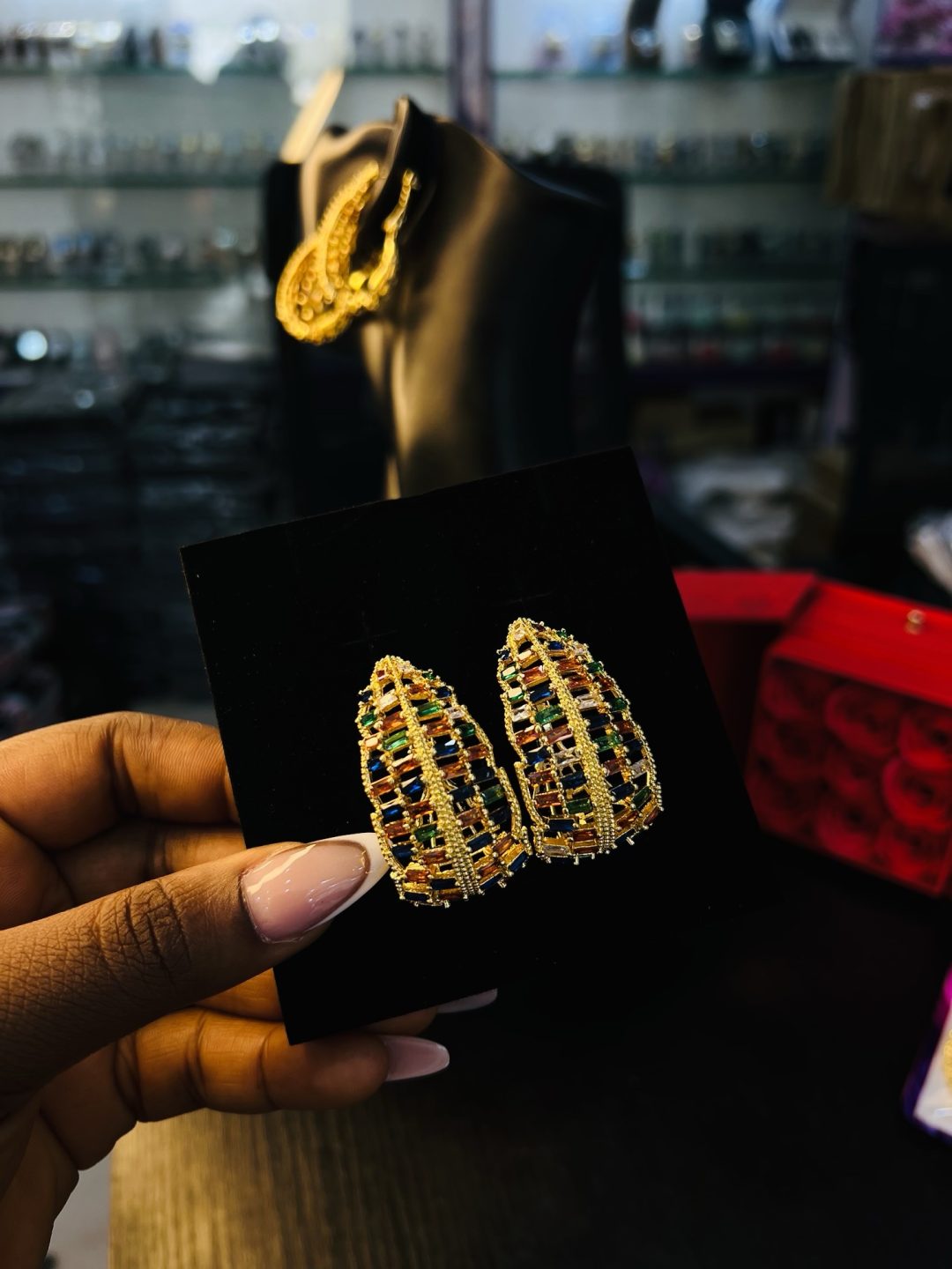 Sunnice gold earrings 007 - Image 3