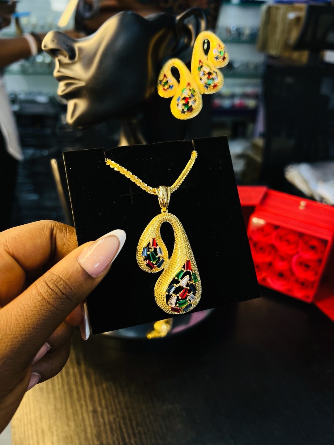 Sunnice gold earrings 010 - Image 5