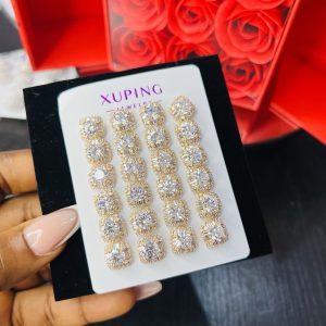 A pair of Xuping earrings 009