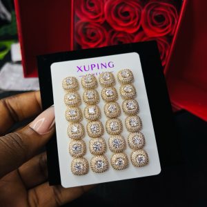 A pair of Xuping earrings 012
