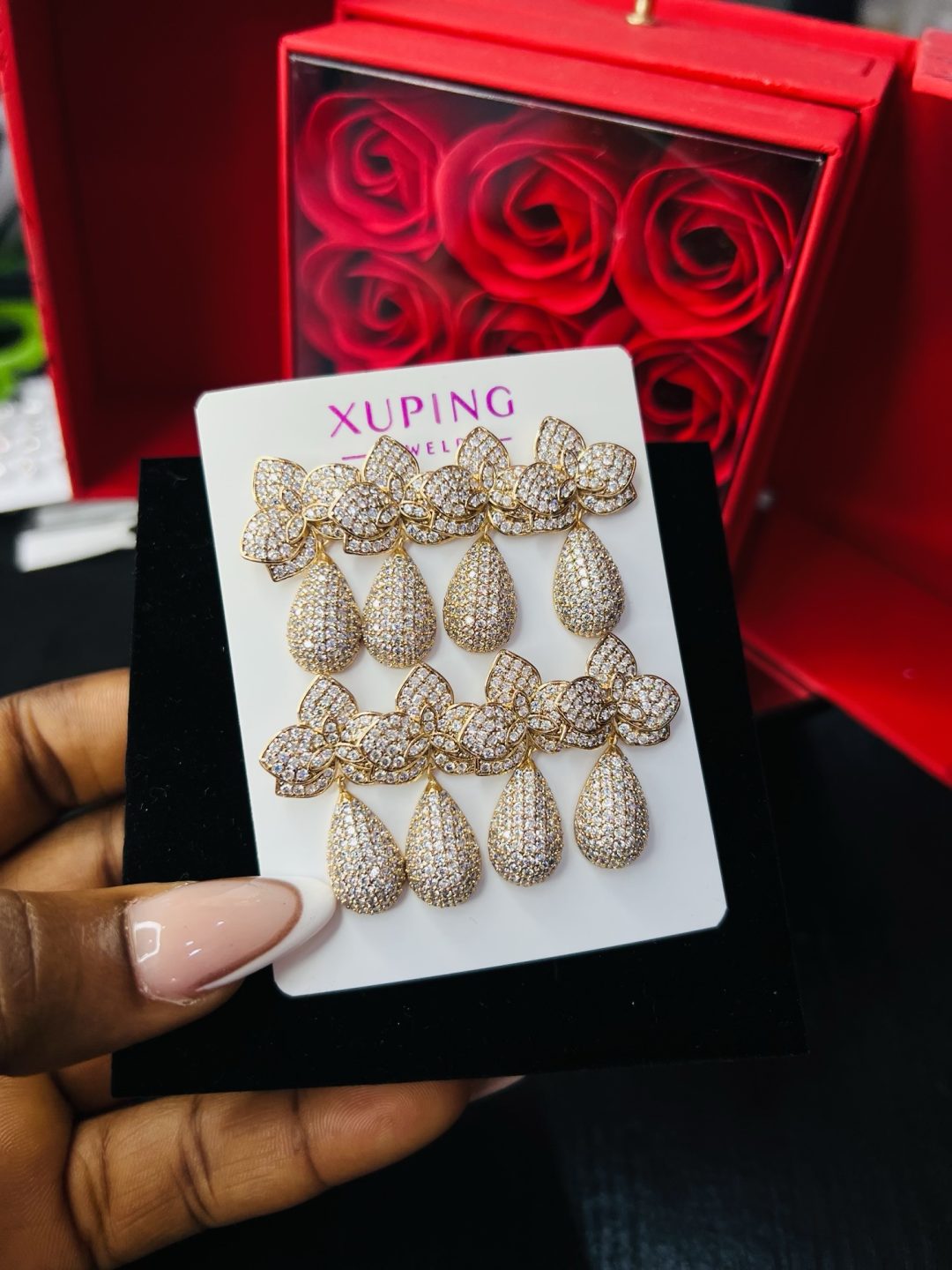 A pair of Xuping earrings 013