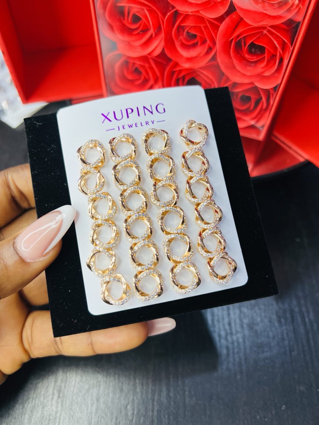 A pair of Xuping earrings 015