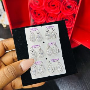 A pair of Xuping earrings 021