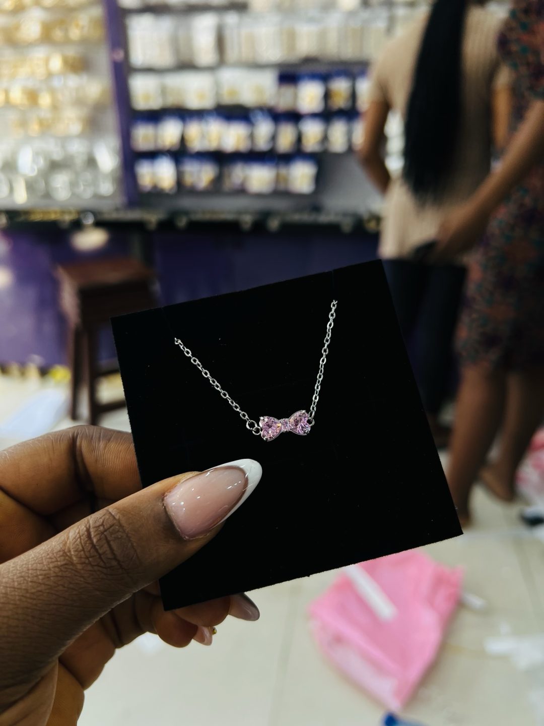 Pandora style bow tie silver necklace - Image 4